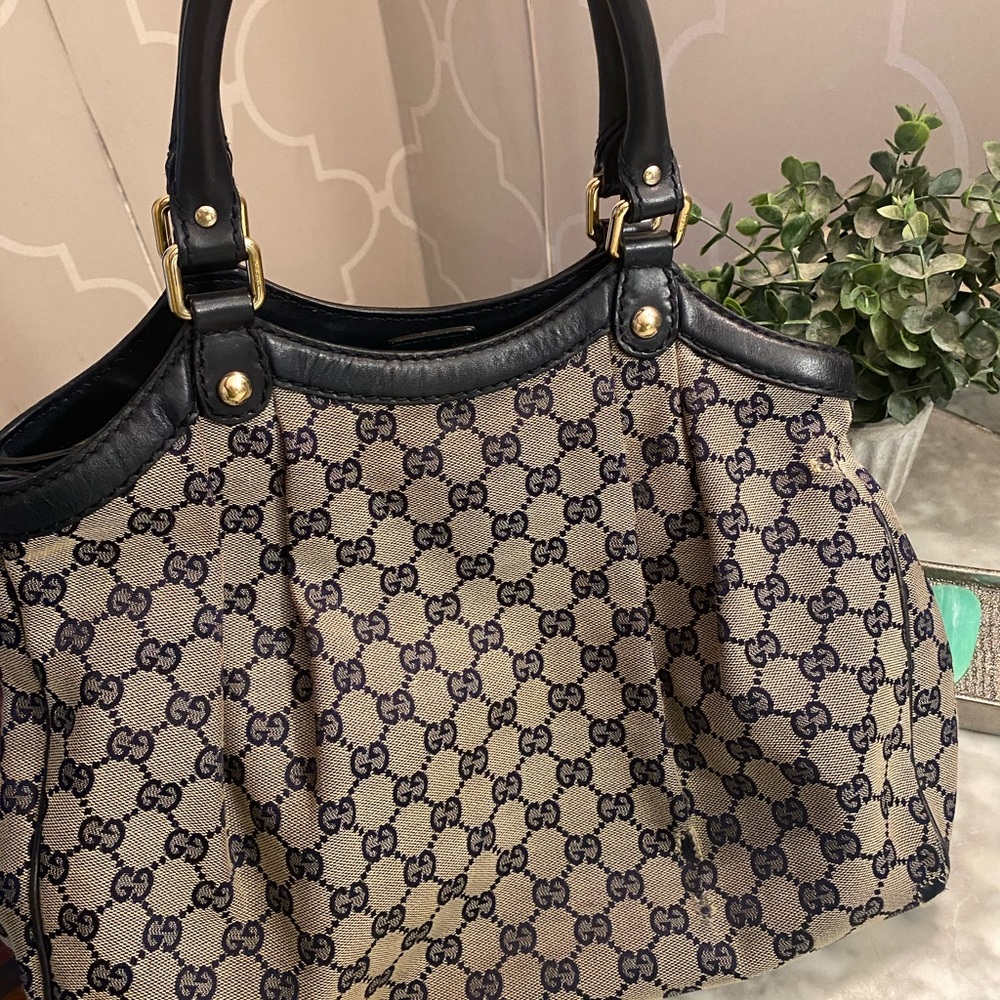 Gucci - Picture 5 of 7